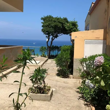 La Mesonette A Due Passi Dal Mare Tropea