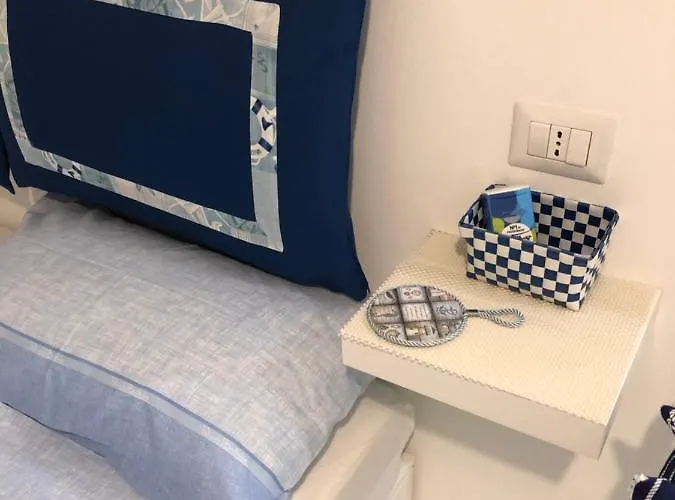 דירה La Mesonette A Due Passi Dal Mare טרופאה